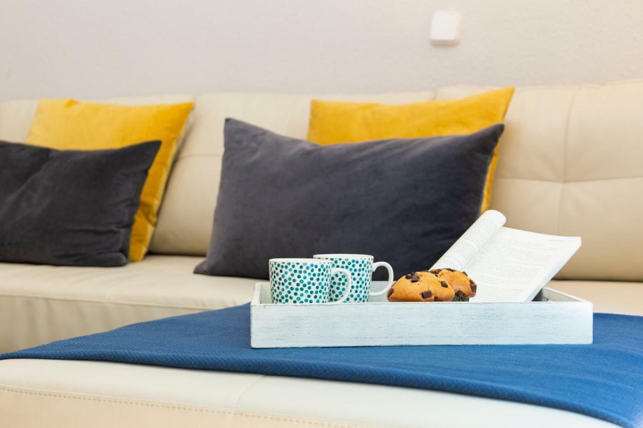 Apartamentos Plaza De Espana Madrid Luaran gambar