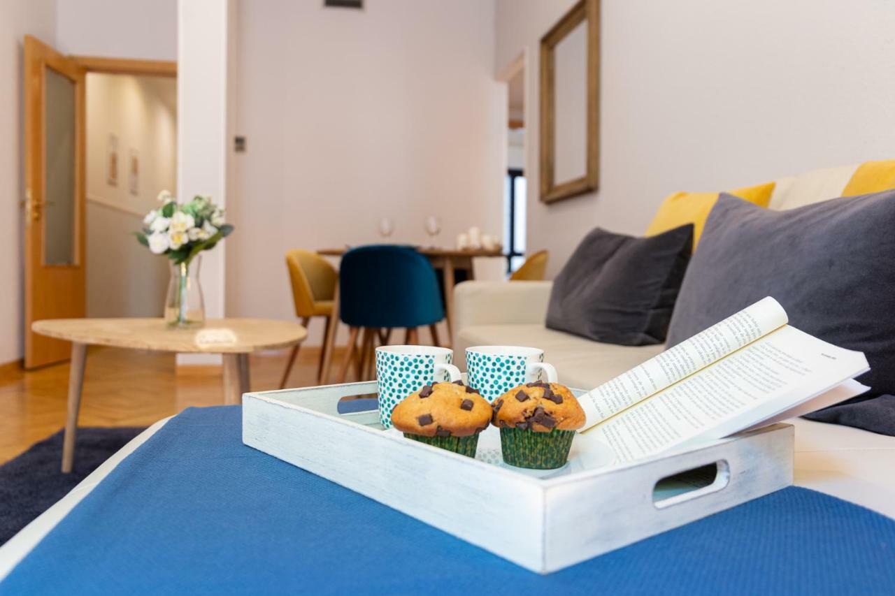 Apartamentos Plaza De Espana Madrid Luaran gambar