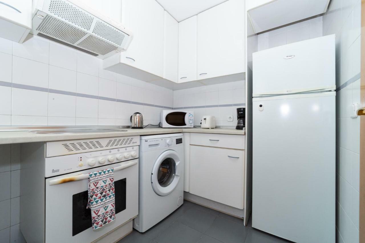 Apartamentos Plaza De Espana Madrid Luaran gambar